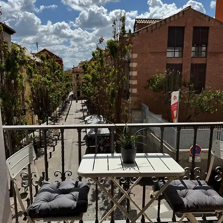 Santa Escolastica En Pleno Centro De